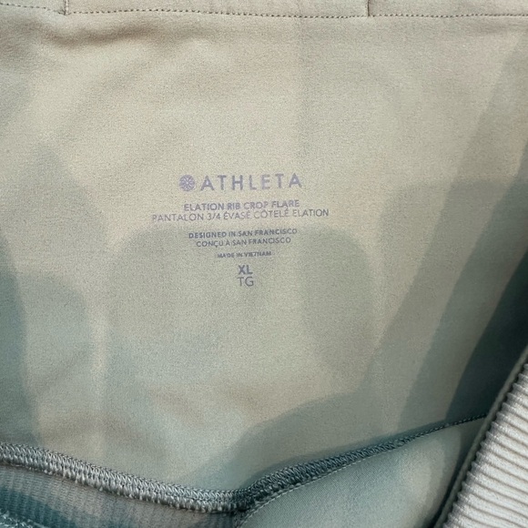 Athleta Women's Light Green elation, ribbed cropped flare XL - Picture 3 of 4